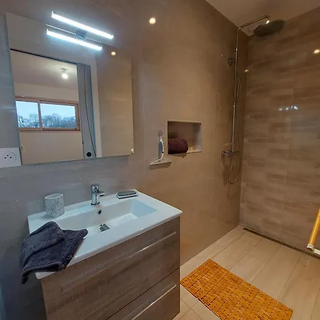 Un Air De Campagne * Saint-Pierre-la-Cour